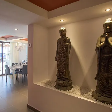 Buddha ***** Villa Playa Blanca (Lanzarote)